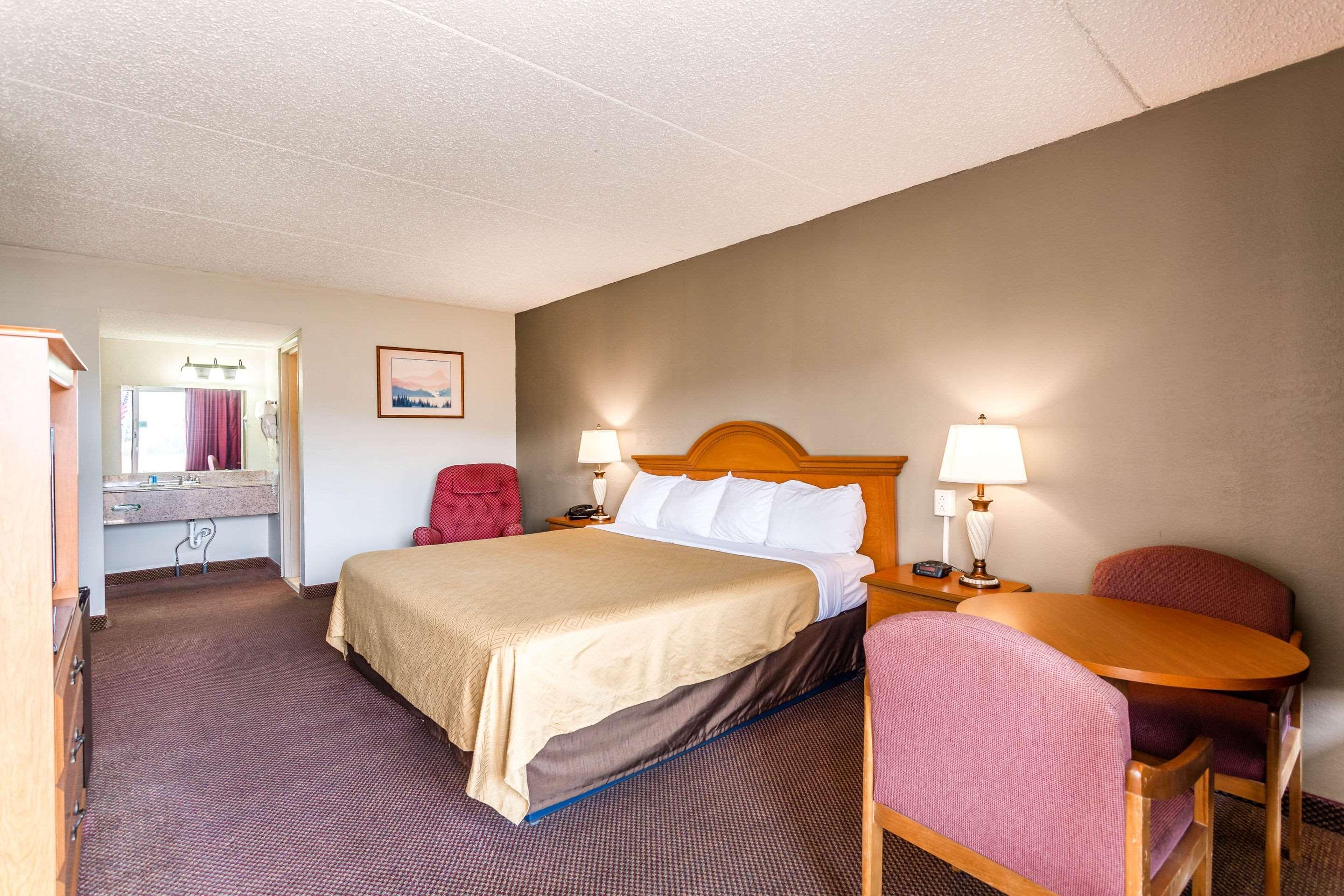 Rodeway Inn Renfro Valley Mount Vernon Exterior foto